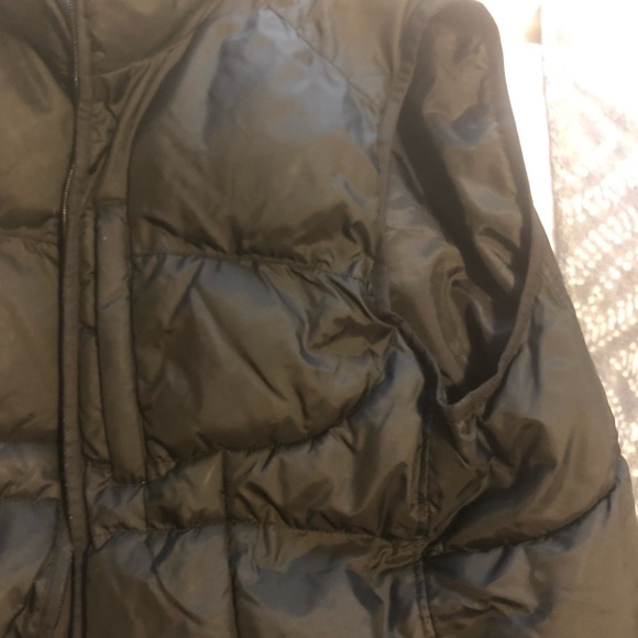 Men’s winter Gap vest - Picture 3 of 4